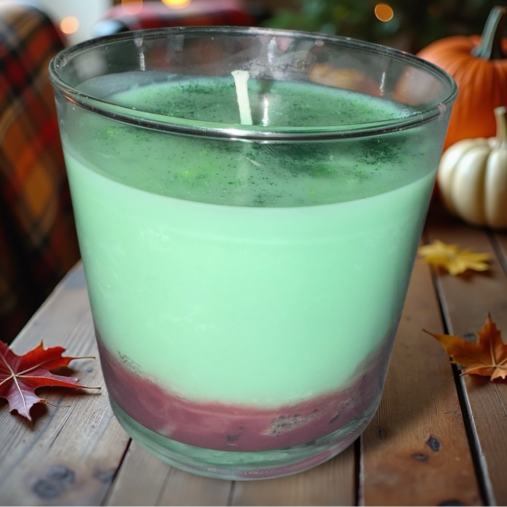 Apple Cinnamon Soy Handmade Green and Red Layered Scented Candle - Picture 3 of 4